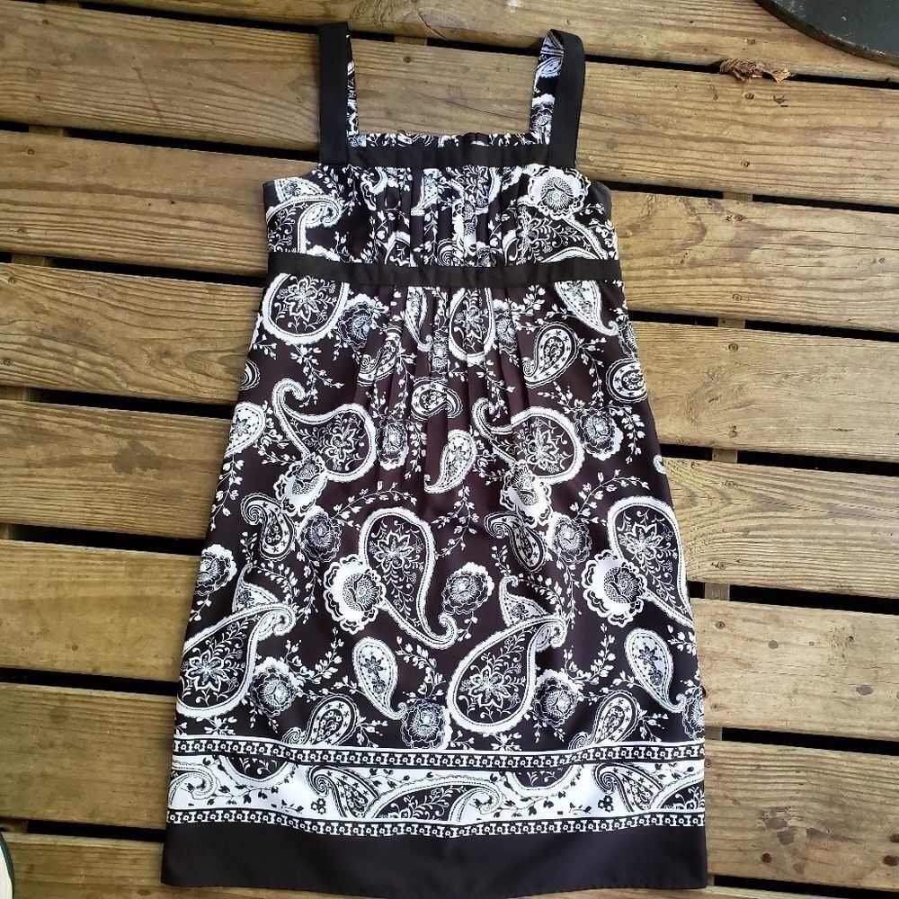 Anne Taylor LOFT Midi B&W Paisley Size 6